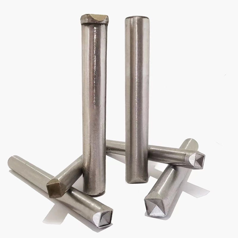Rivetti con cappuccio piramida - Rivet Setter Tool recensione e prezzo